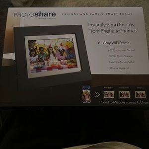PHOTOSHARE smart frame